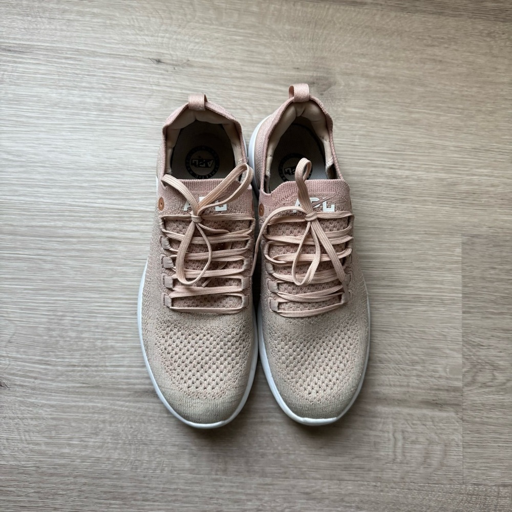 APL Techbloom Breeze